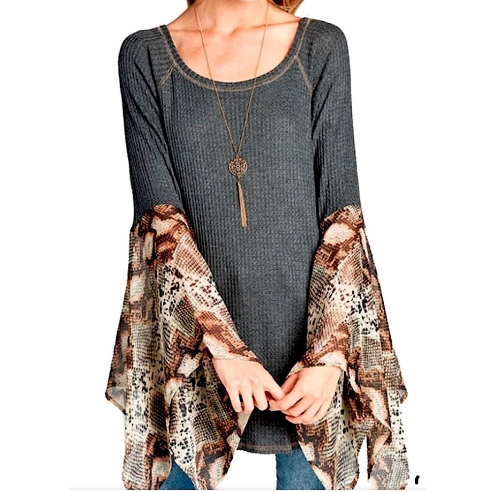 NWT Hummingbird waffle boho top